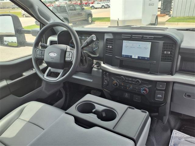 2024 Ford F-550