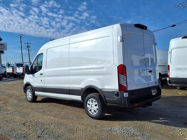 2024 Ford TRANSIT 250