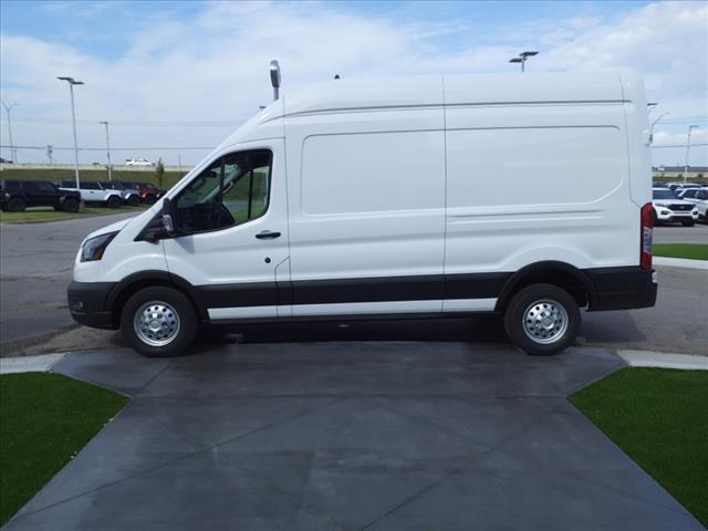 2024 Ford TRANSIT 250