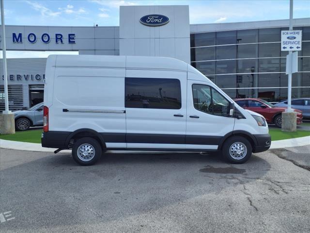 2024 Ford TRANSIT 250